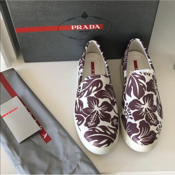 Prada sneakers - Picture 4 of 7